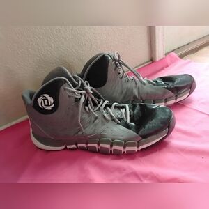 Gray Athletic Men's Shoes